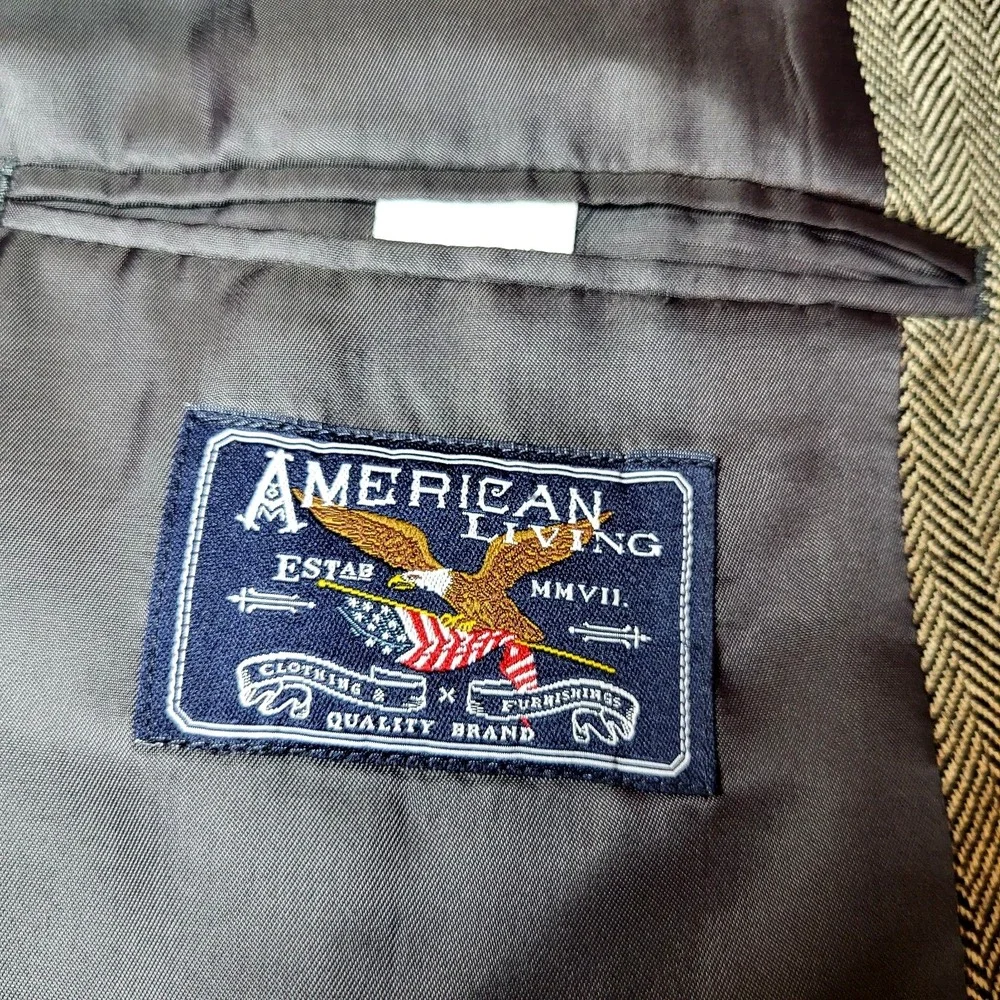 American Living Herringbone Black Cream Fitted Wool Blazer 2 Button Front‎  44S